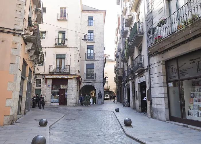 Bravissimo Cort Reial-1A