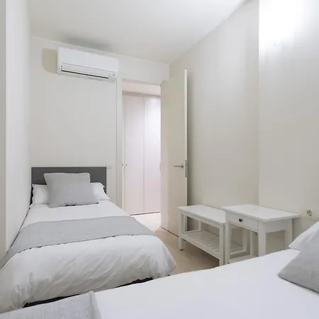 Bravissimo Cort Reial-1A Apartment Girona Exterior photo