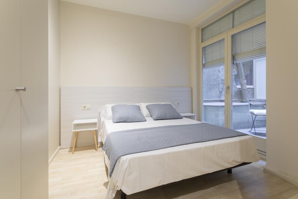 Apartament Bravissimo Cort Reial-1a *